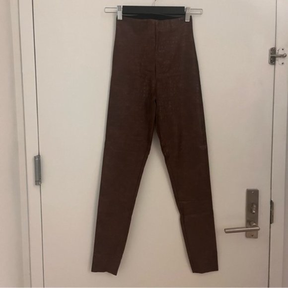 Commando Faux Leather Leggings in Color Brown Croc - Picture 4 of 5